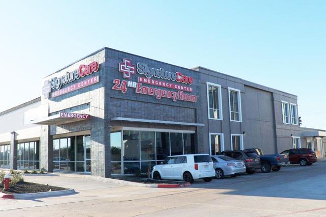 Weather-Related Health Issues Spike for Elderly Texans in Fall and Winter, Emergency Room Physician Warns